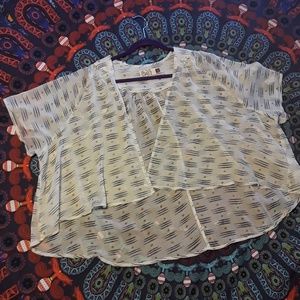 SO sheer short sleeve open front top size L